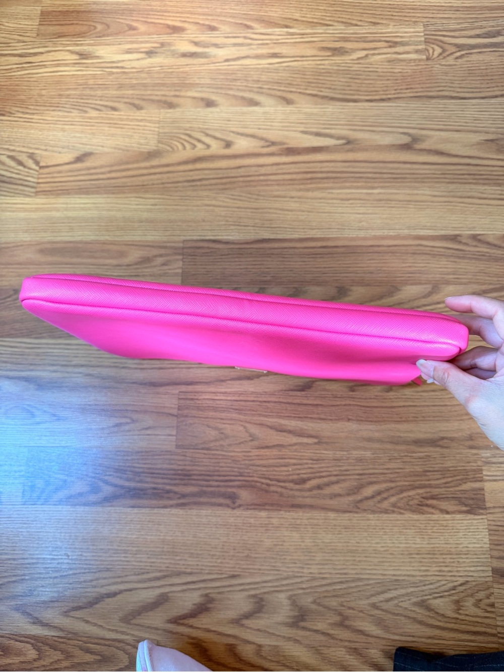 Kate Spade New York Bright Pink Laptop Sleeve Zip - Picture 7 of 11
